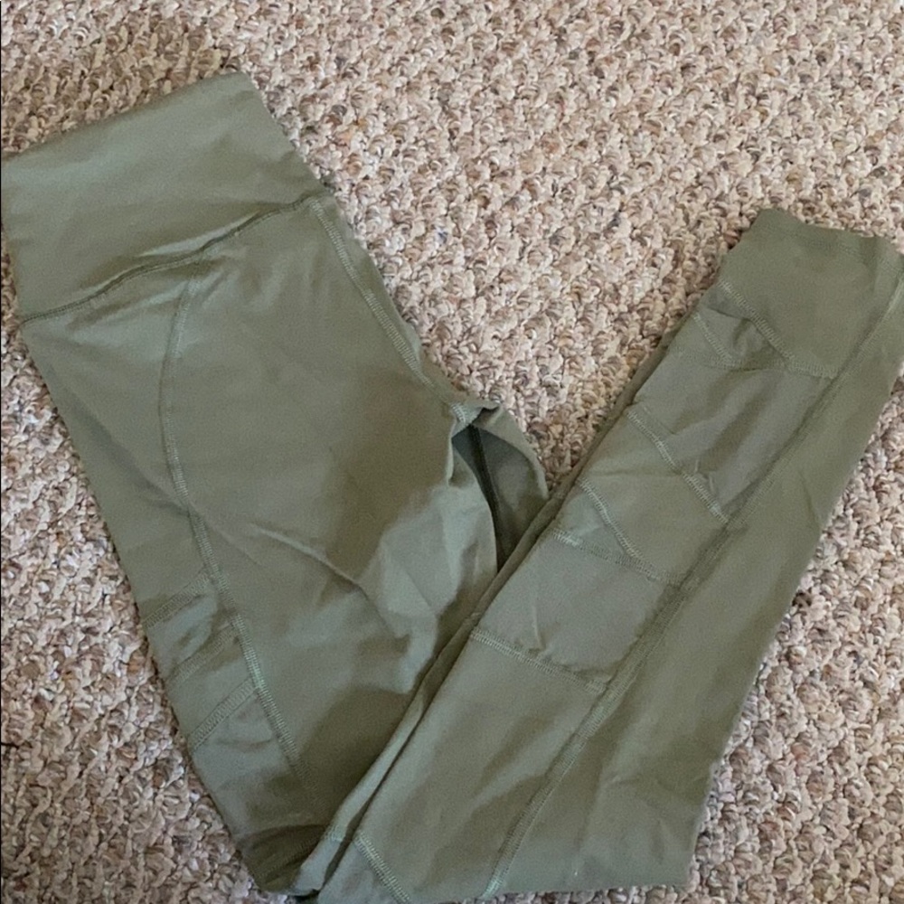 victoria sport leggings